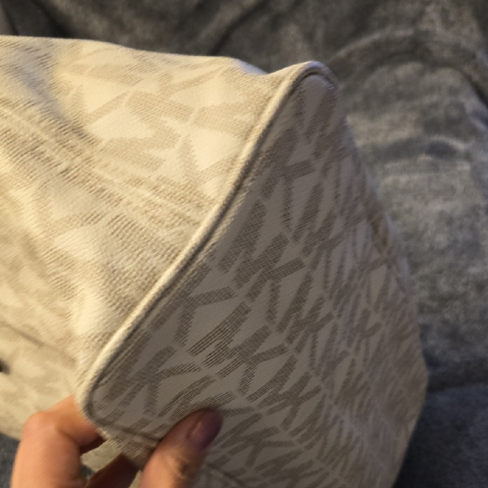Michael Kors Beige Monogram Tote - Picture 5 of 13